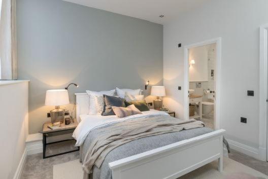 One Navy, Bath Apartment Luaran gambar